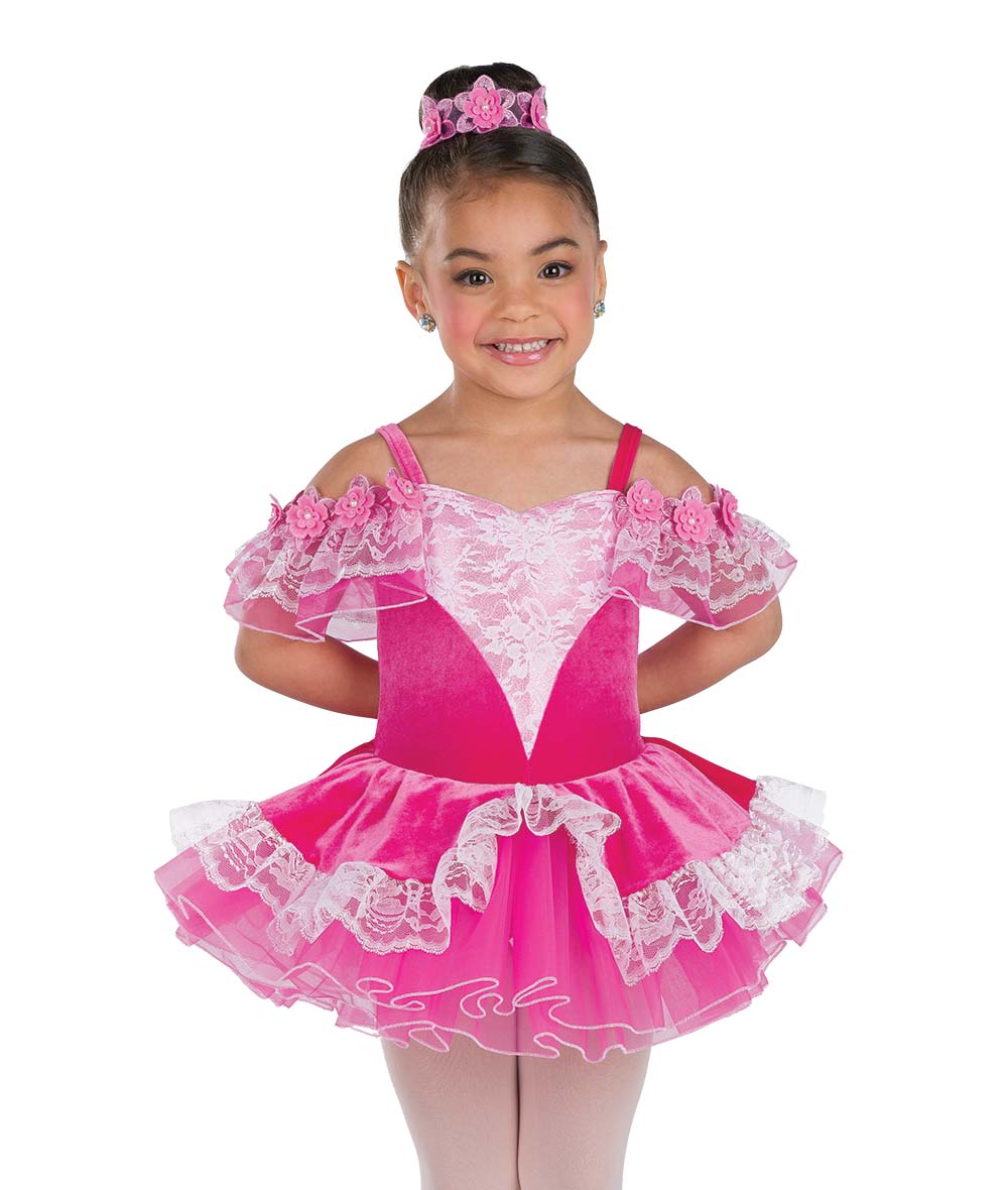 26089 So She Dances