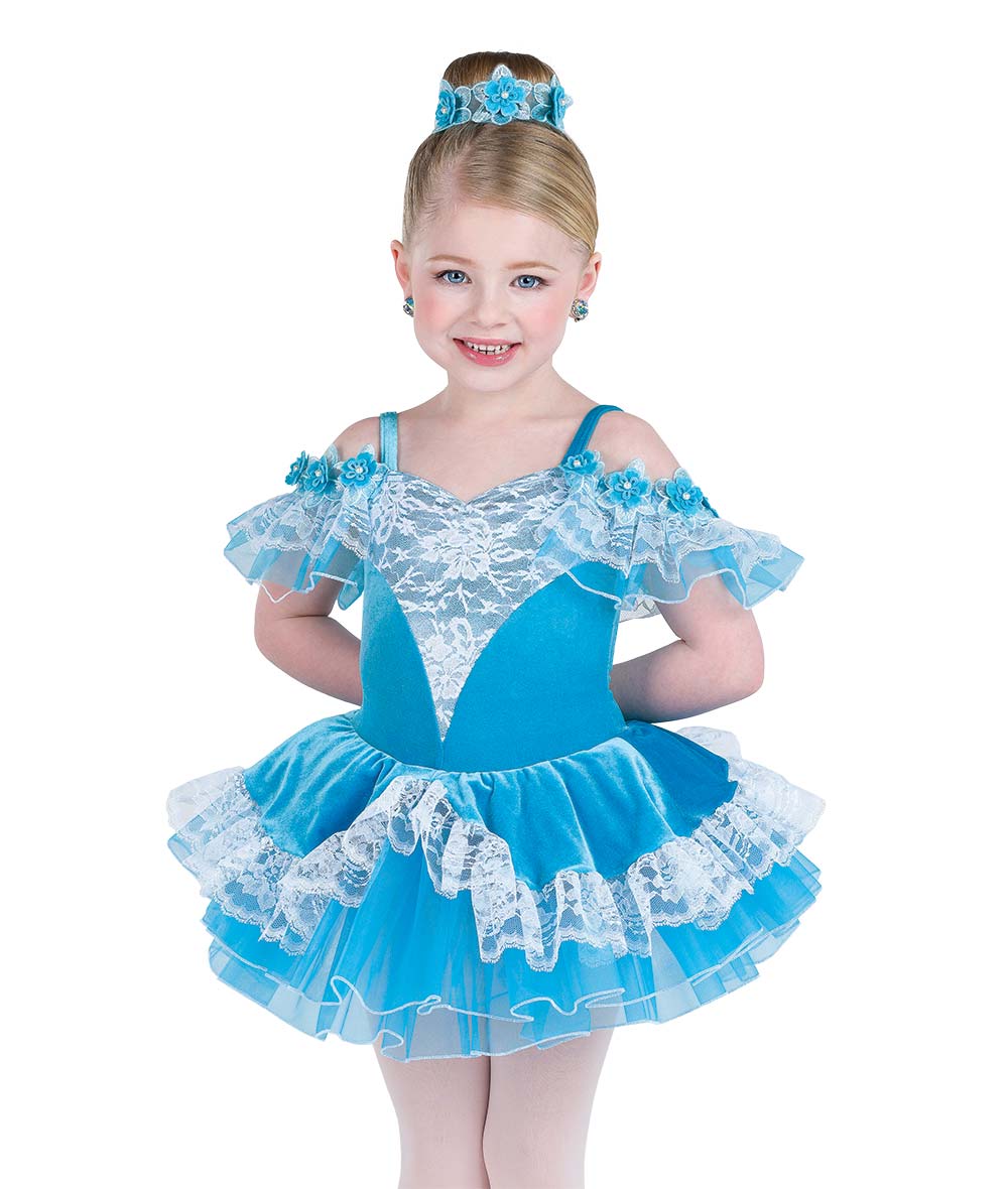26089 So She Dances