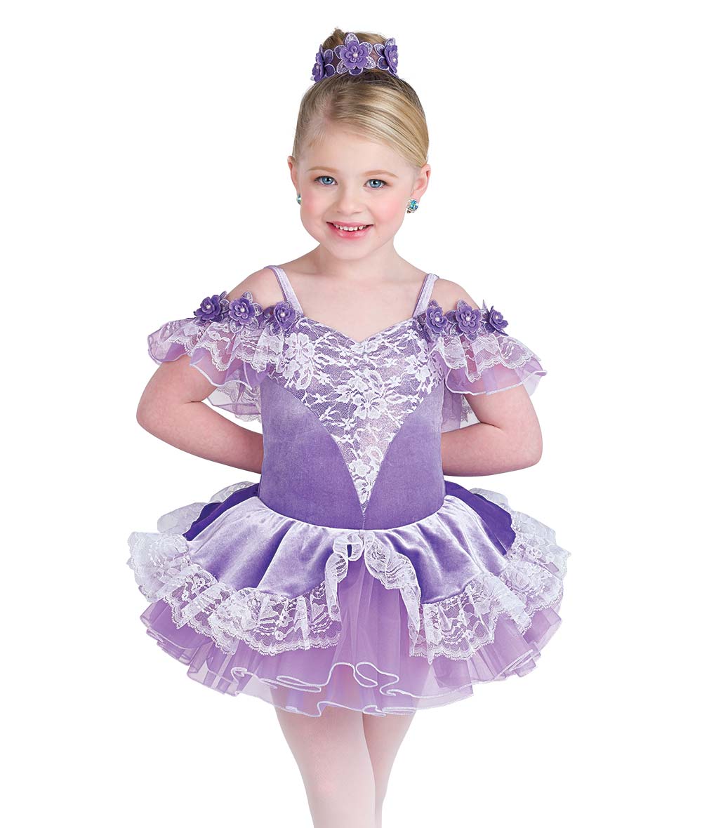 26089 So She Dances